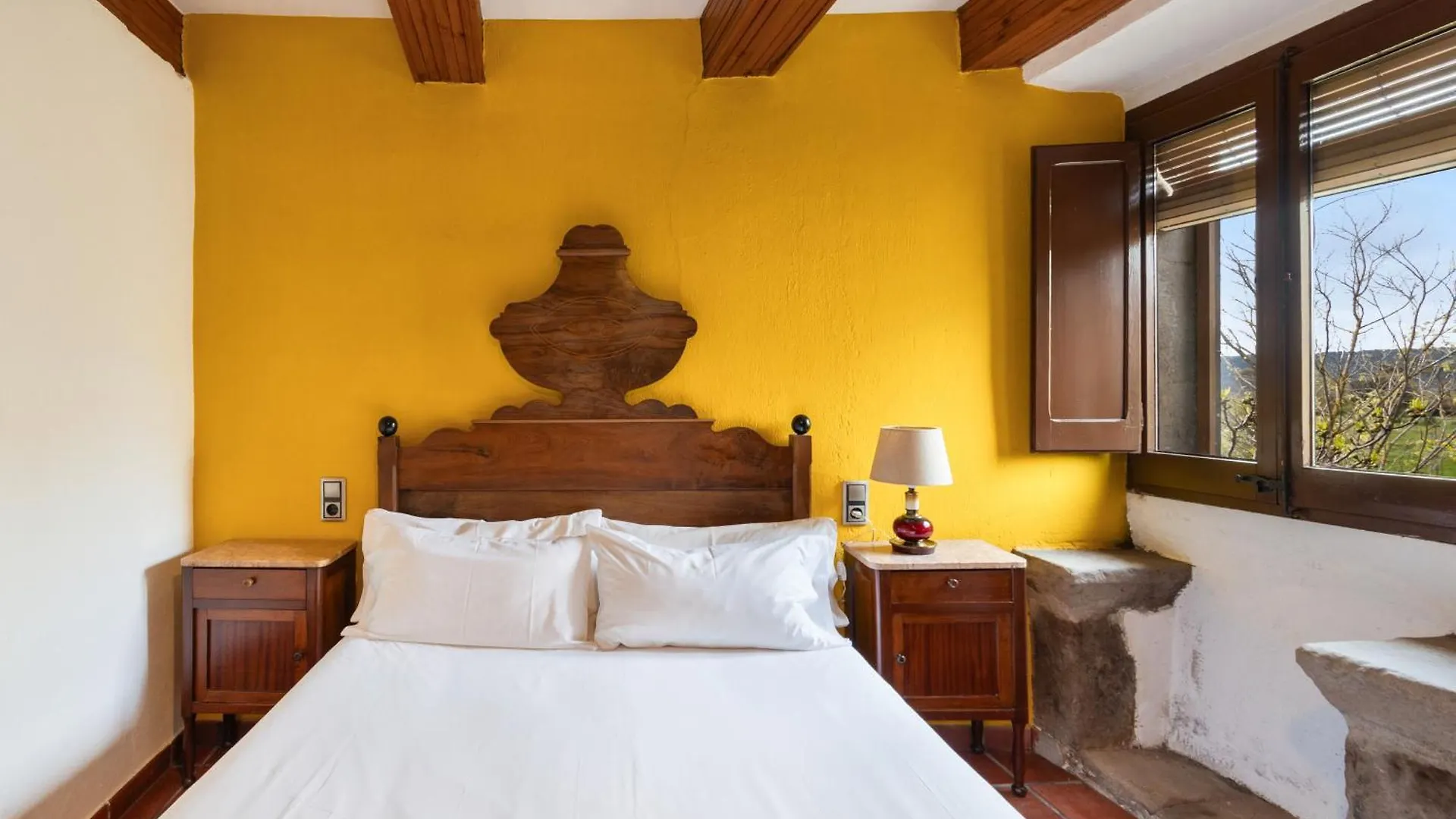 Country house Casamira Guest House Sagas
