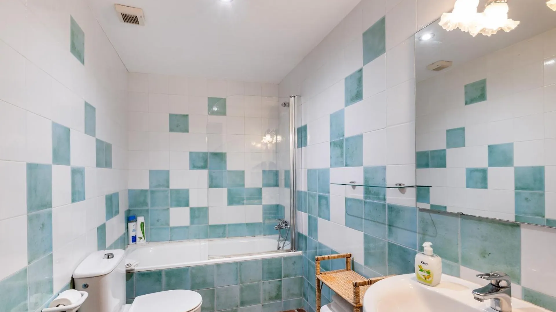 Casamira Guest House Sagas Spain